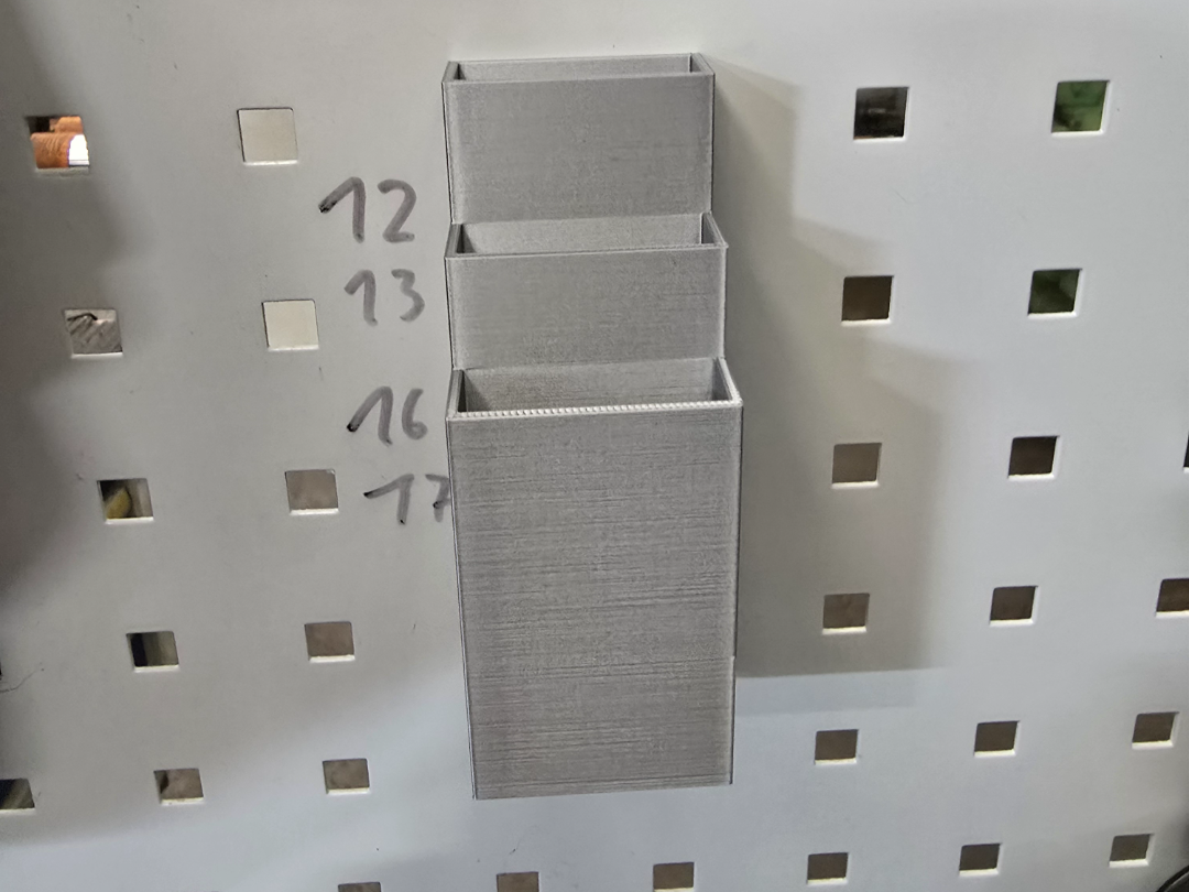 Hoffmann Garant Holex Lochwand / pegboard halter