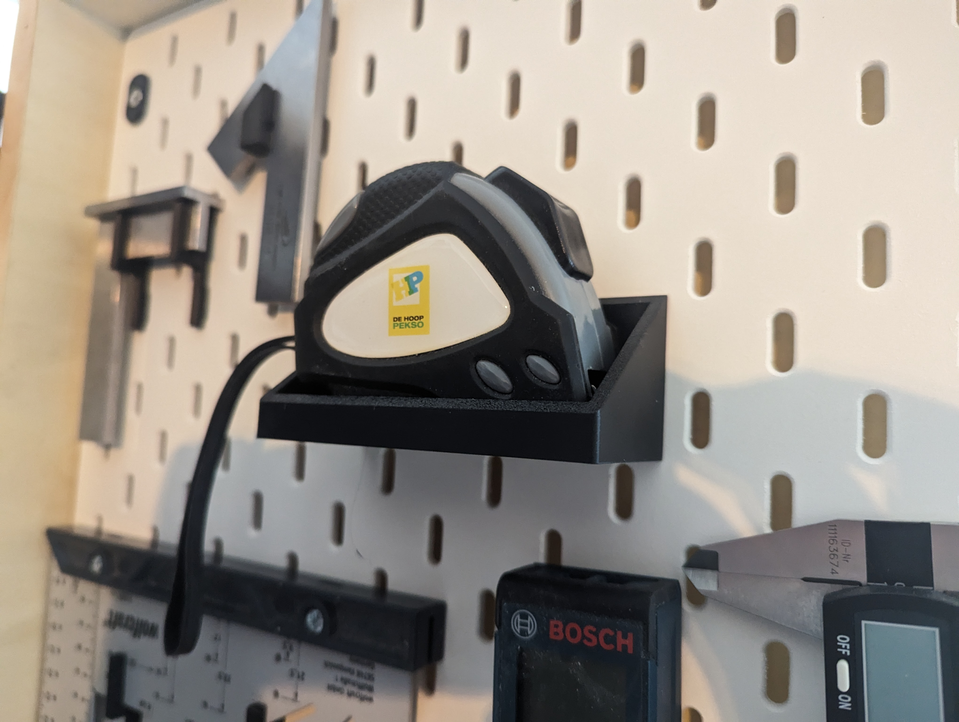 Skadis Supportless - Measuring Tape Holder