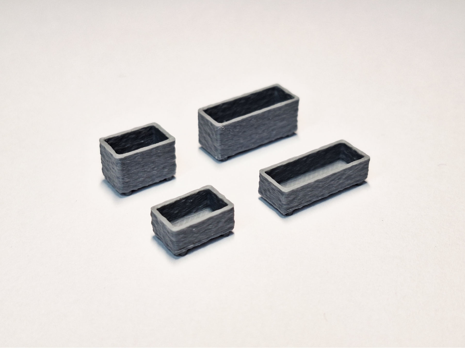 H0 1:87 stone planter trough