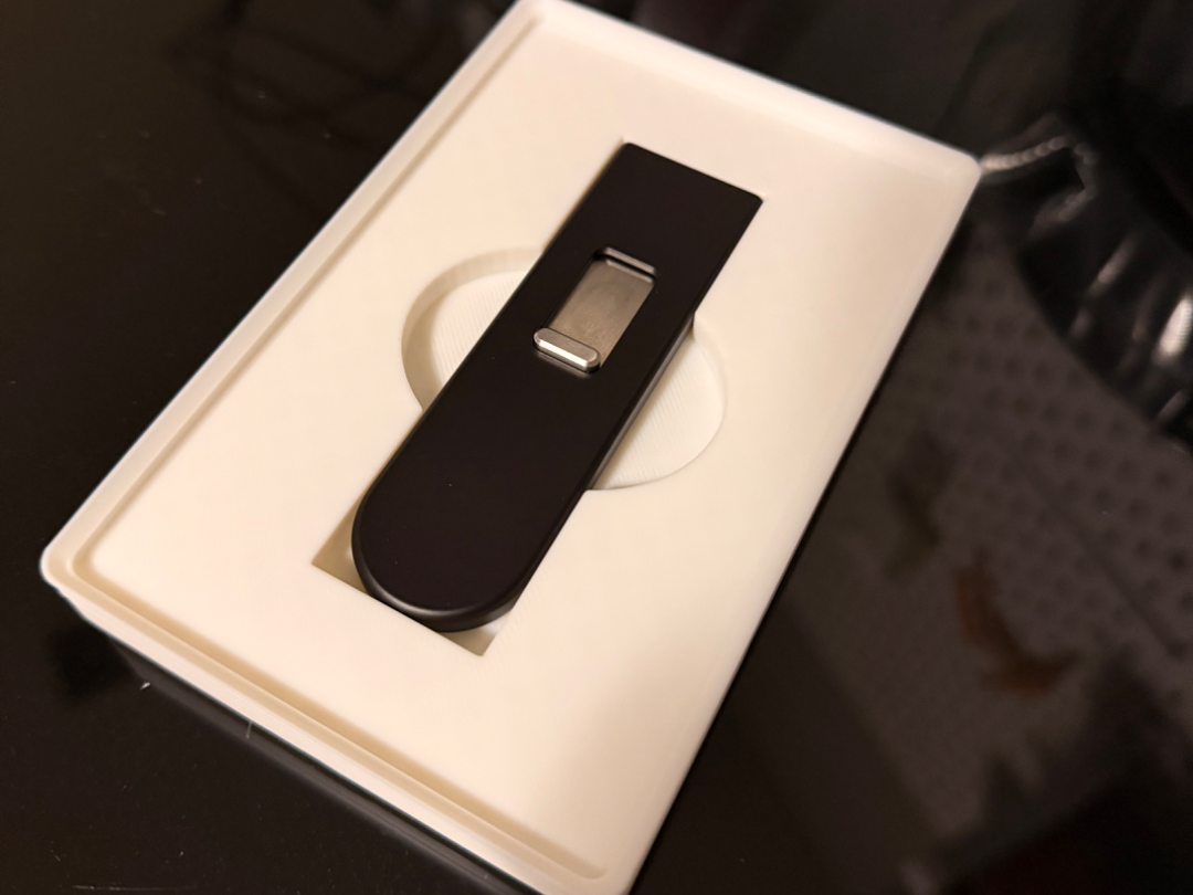 Gridfinity bin (2x3) for Keen knife by Studio Neat