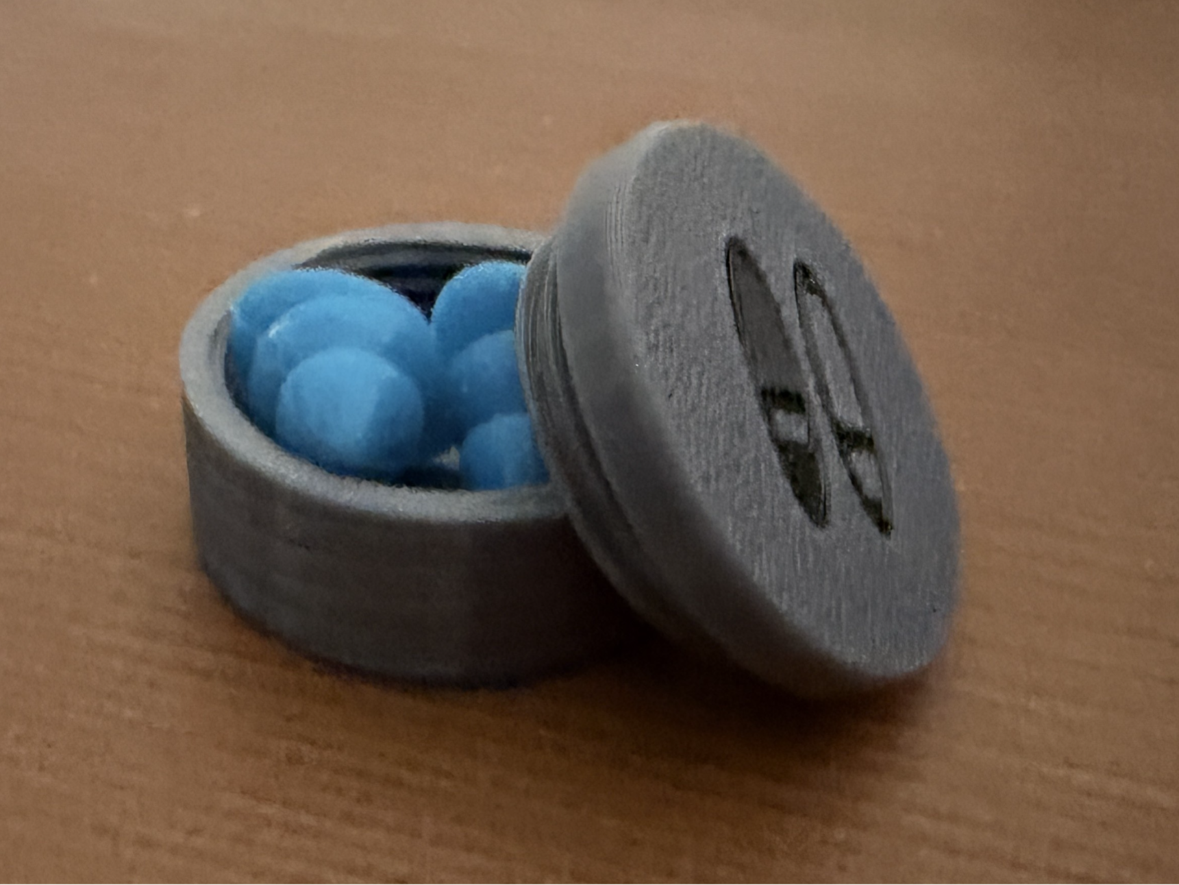 Earplug Case – Compact Threaded Storage Container