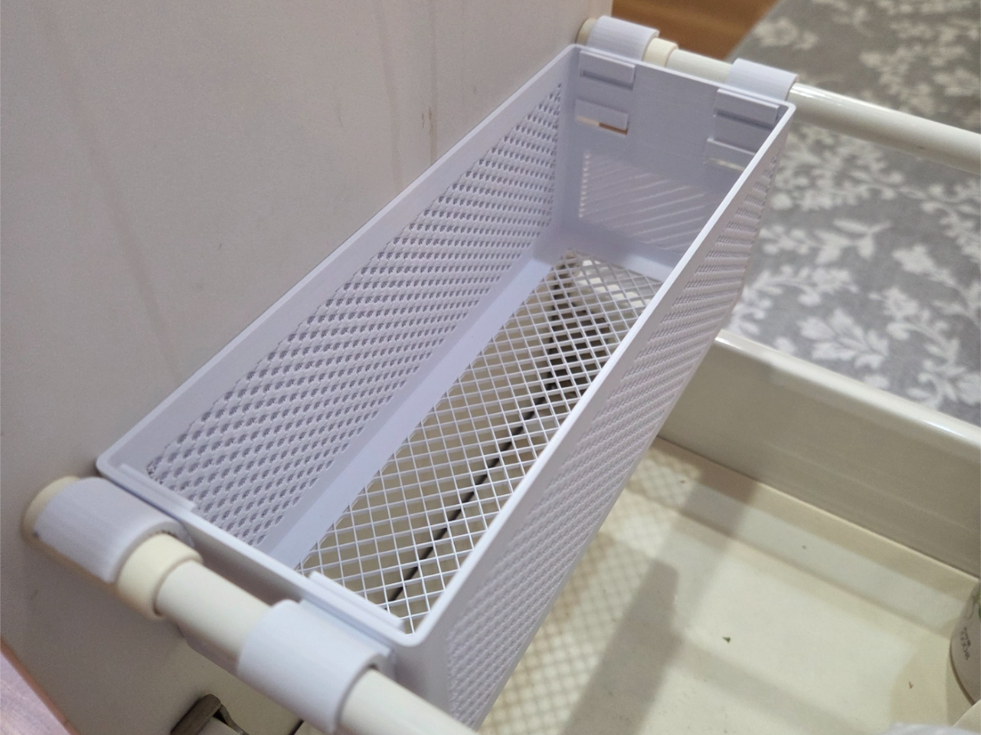 キッチンの引き出し用の補助収納ボックス