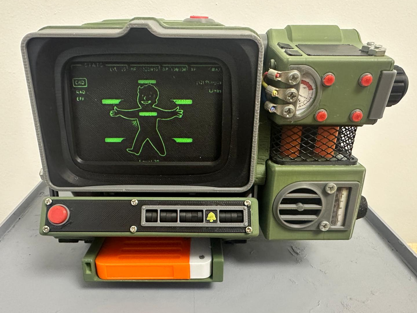 Fallout Pipboy 2000 Mark IV