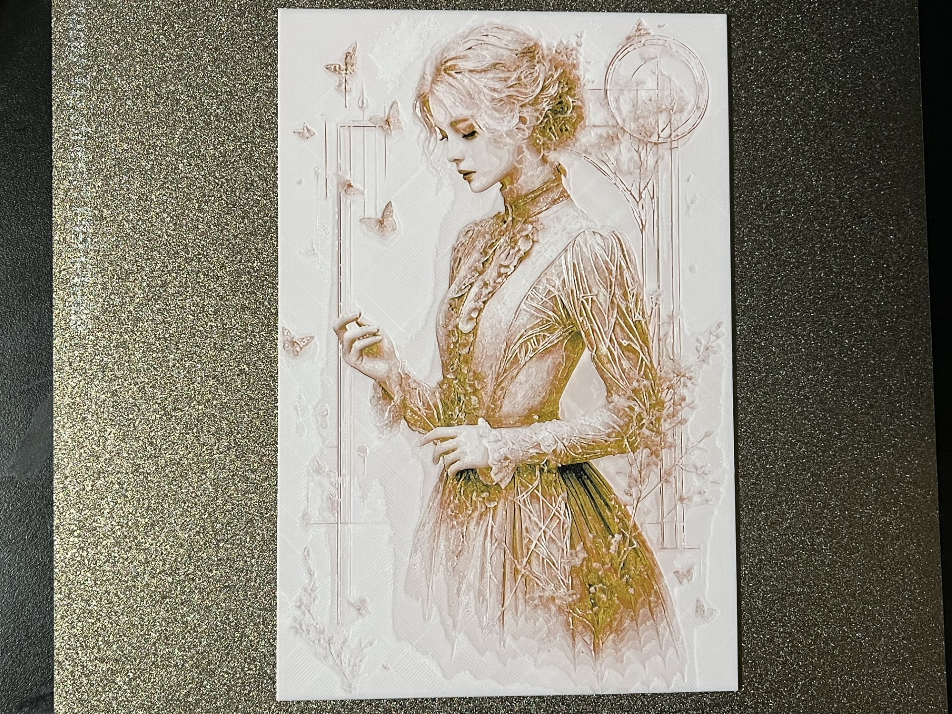 Lady Elegance Hueforge