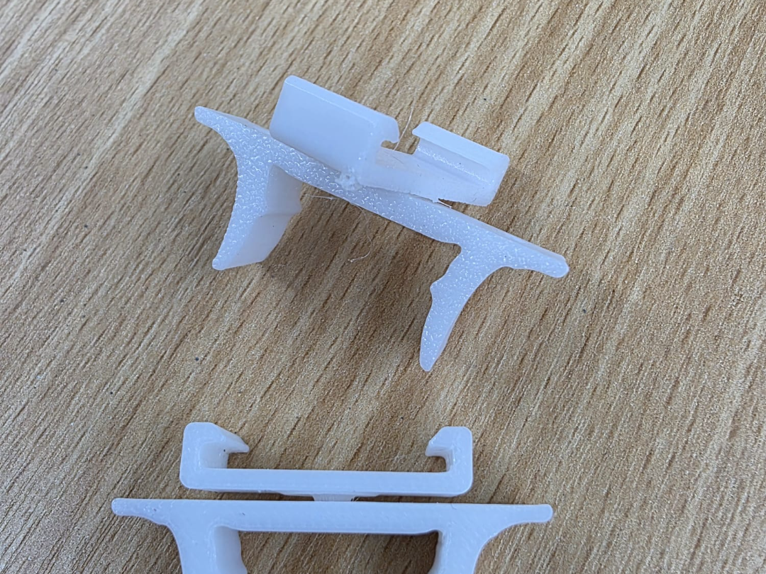 Hex Grid light clip for suspended ceiling