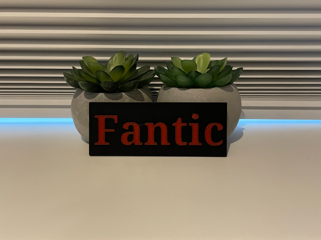Fantic sign