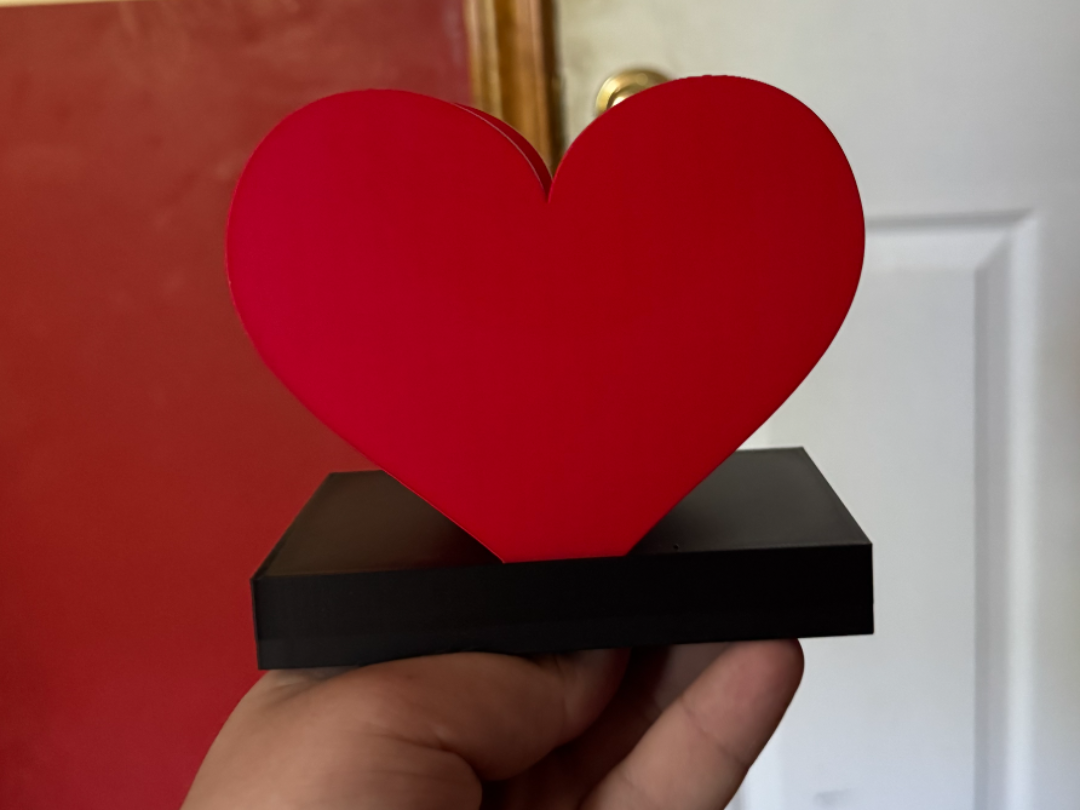 Heart Stand