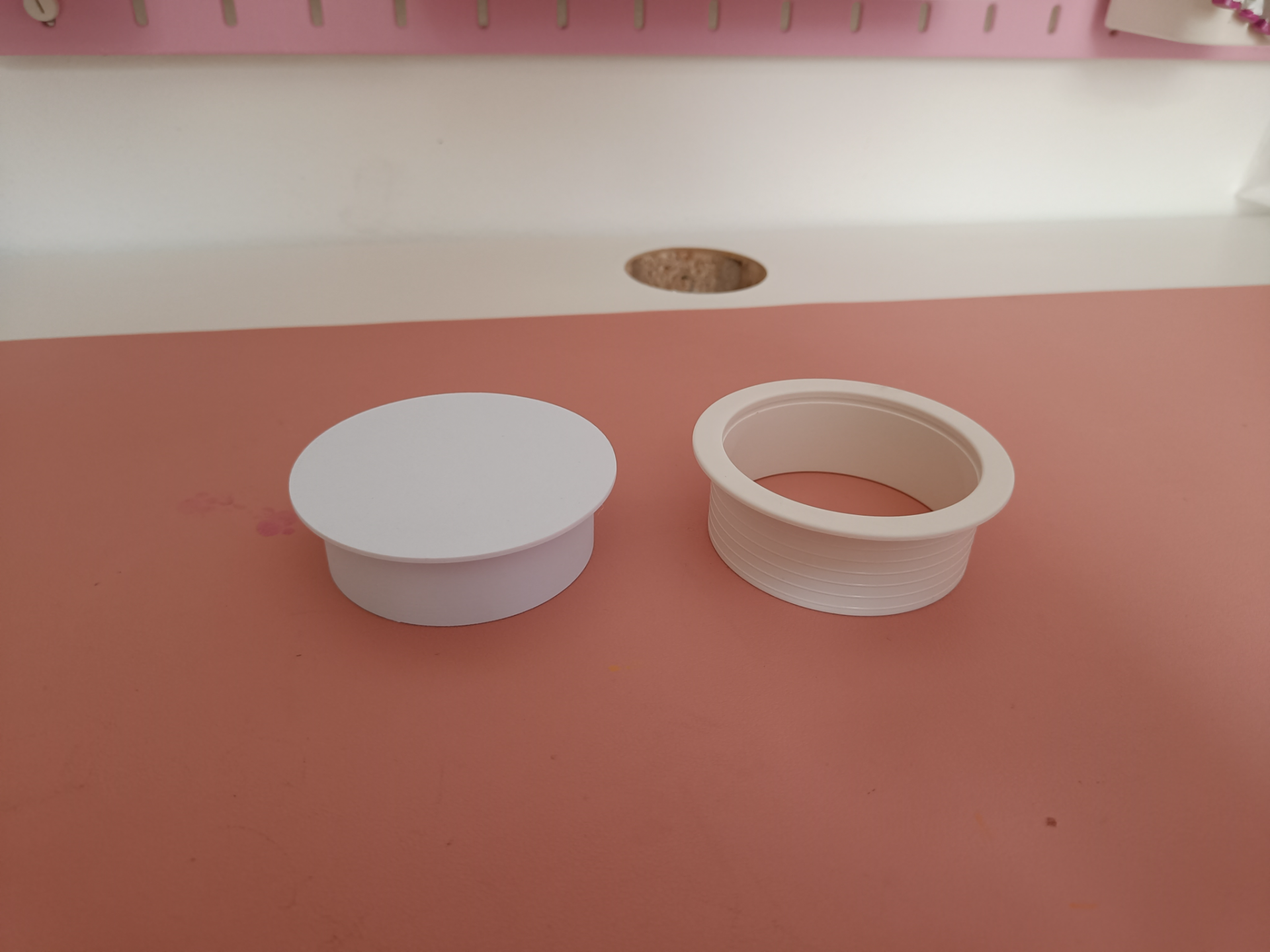 Ikea Micke lid hole cover