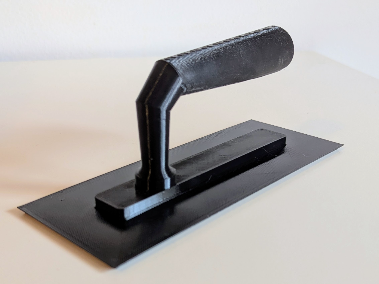putty knife / trowel