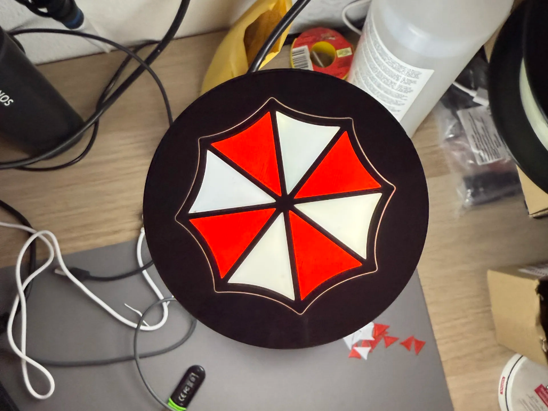 Deckel Umbrella T-Virus Lampe