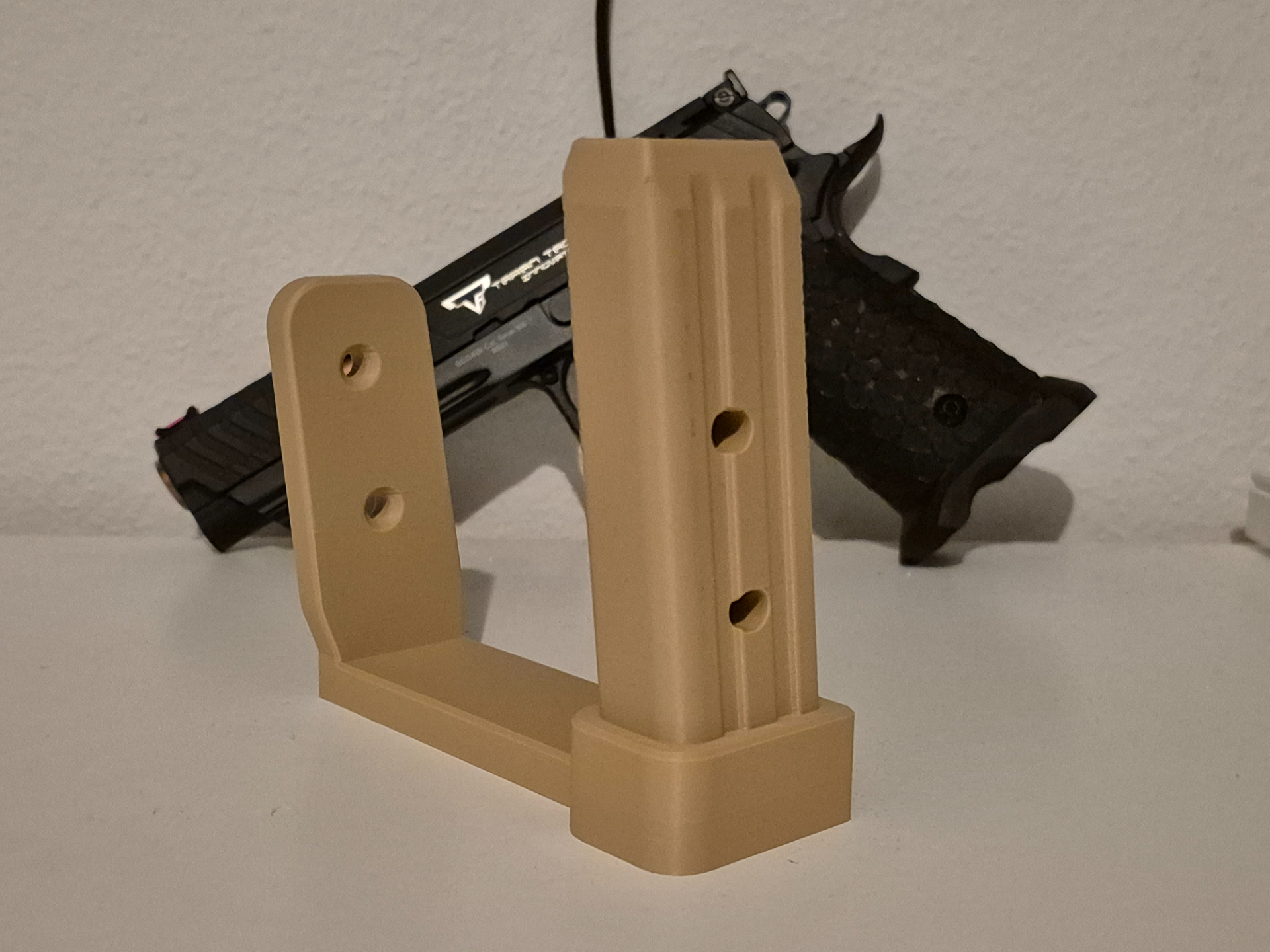 HiCapa Wallmount
