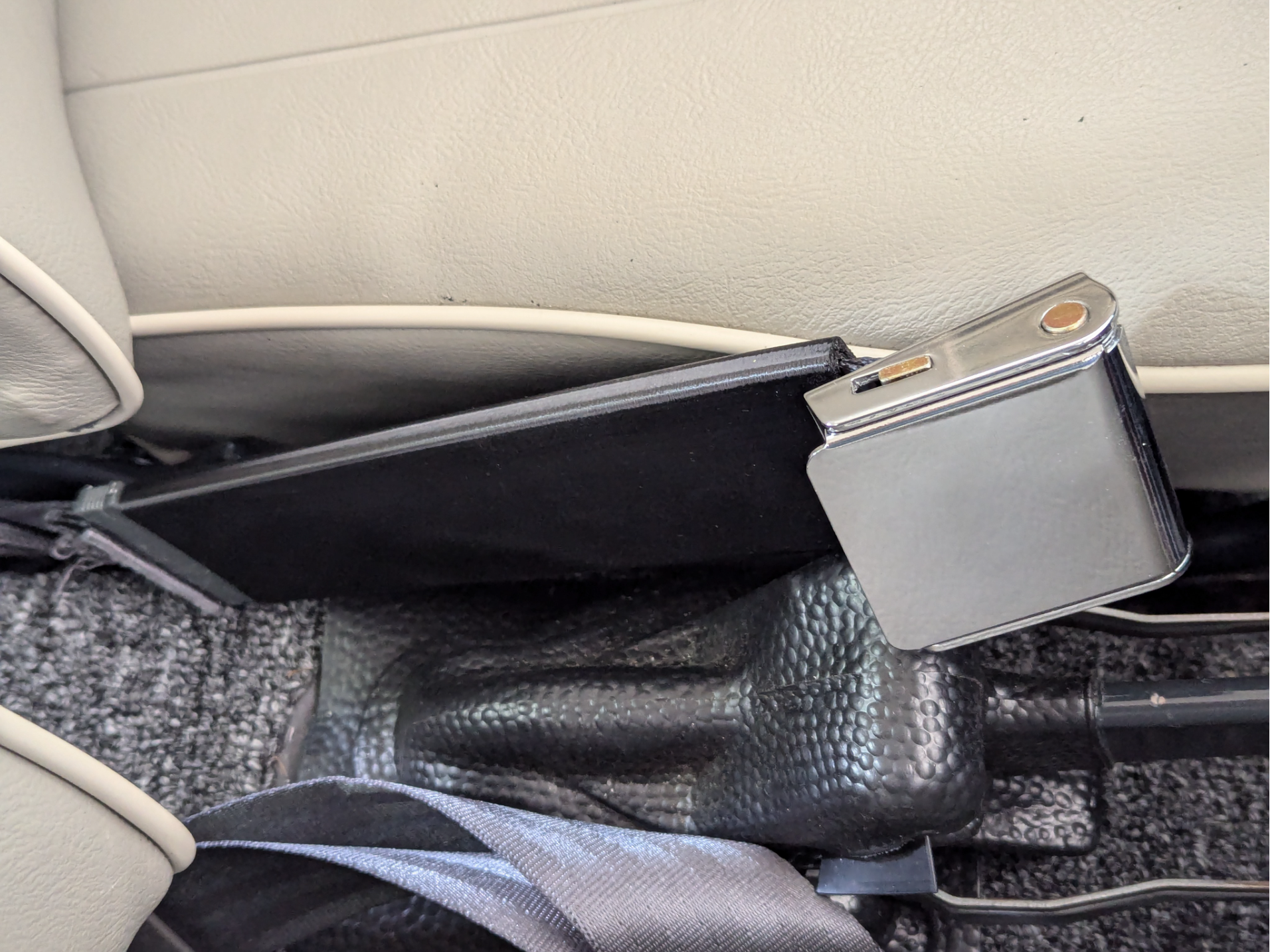 Classic VW Beetle Seatbelt Tamer