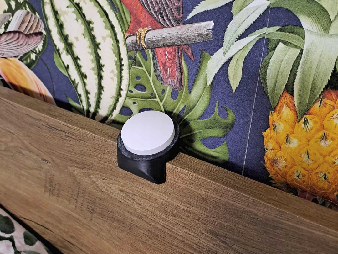 Tuya smart button holder