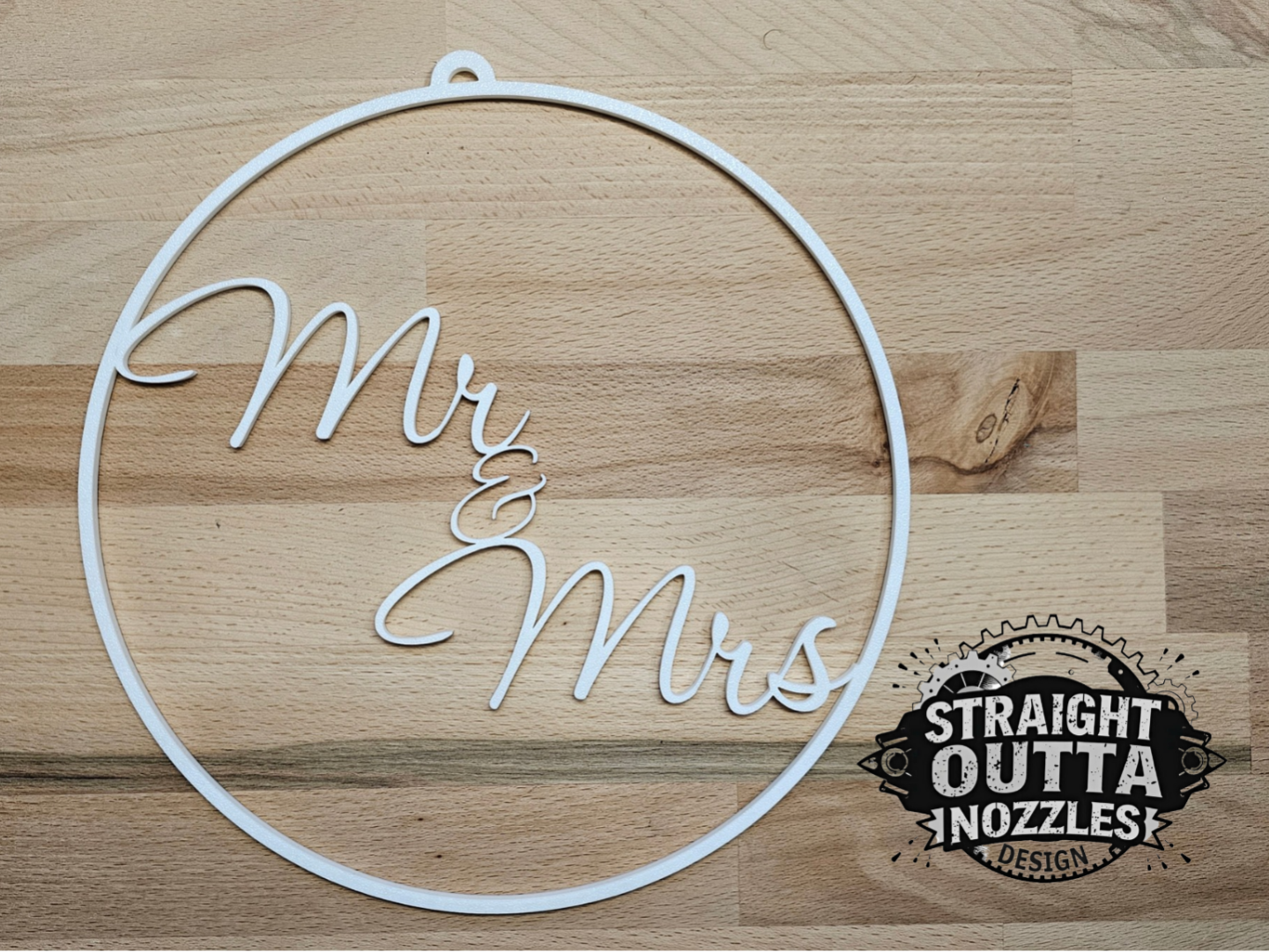 Mr&Mrs Circular Wall Decor (Wall Art)