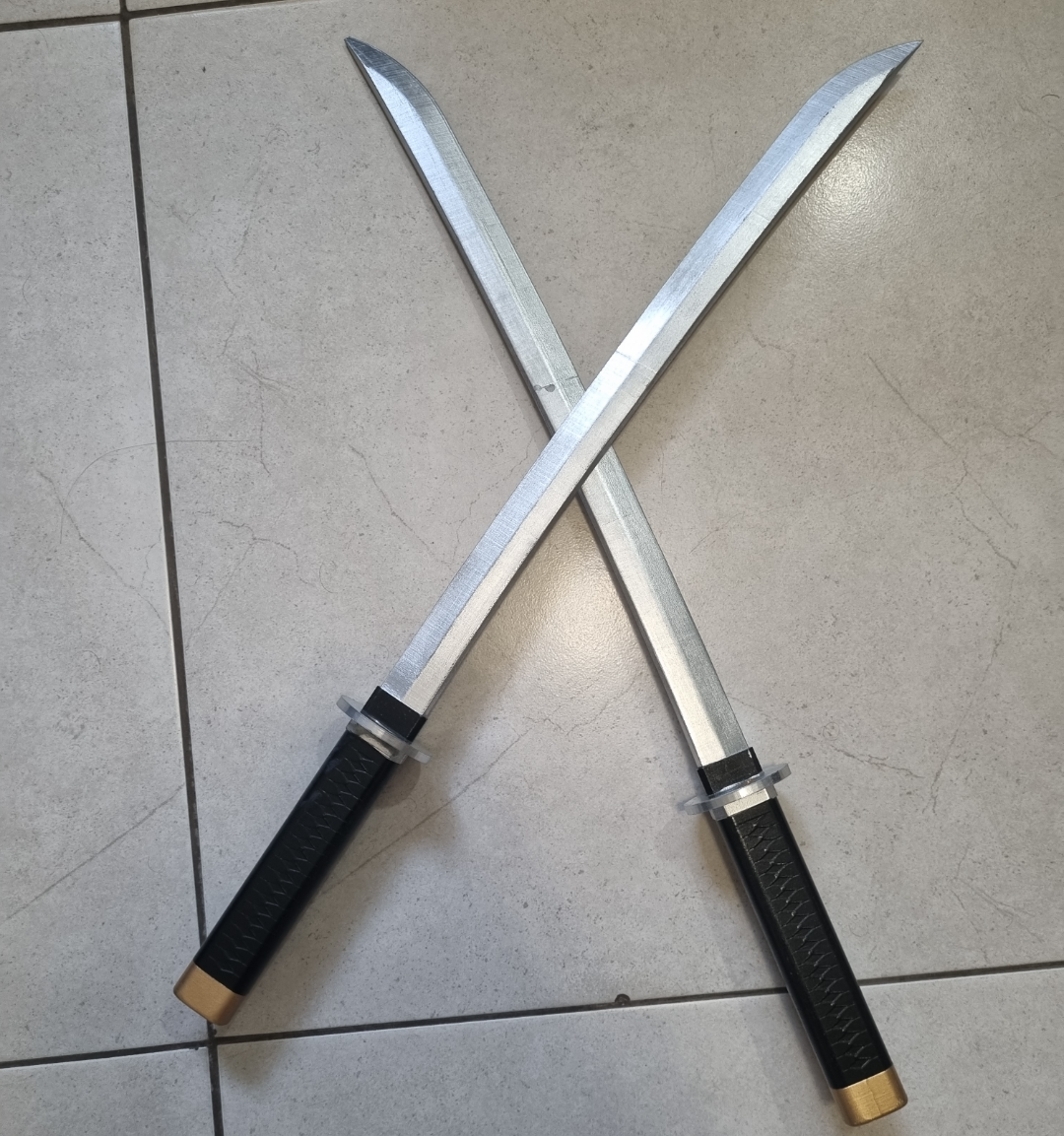 Deadpool's Katanas - fully 3d printable, strong.