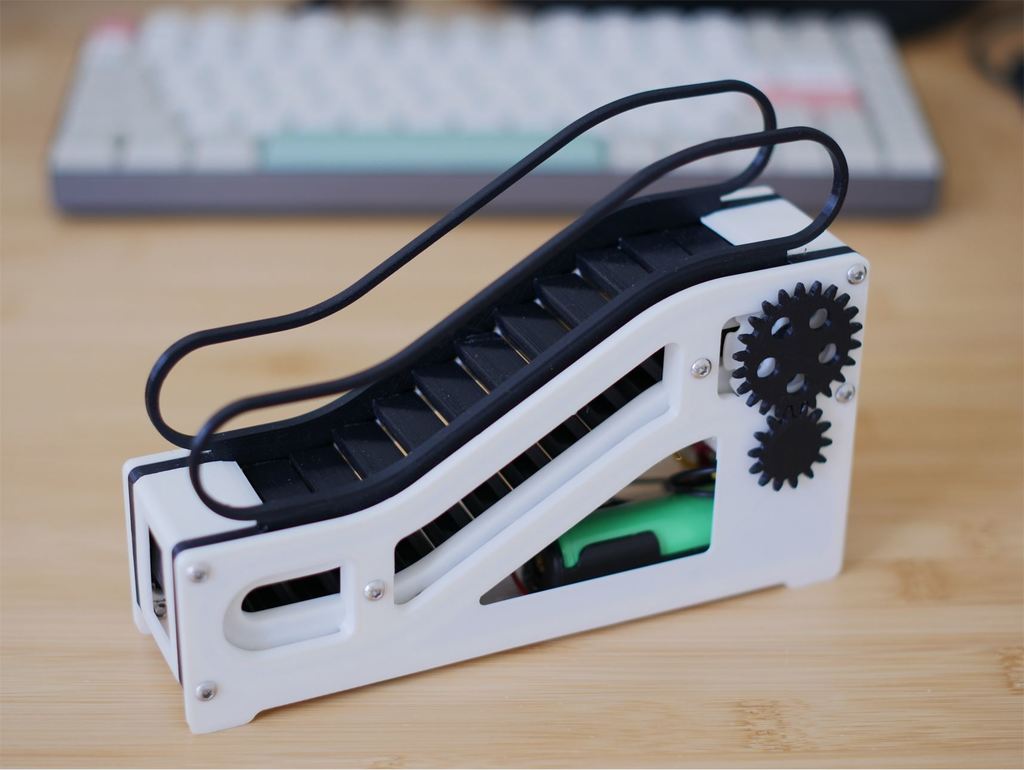 Motorized Mini Desktop Escalator