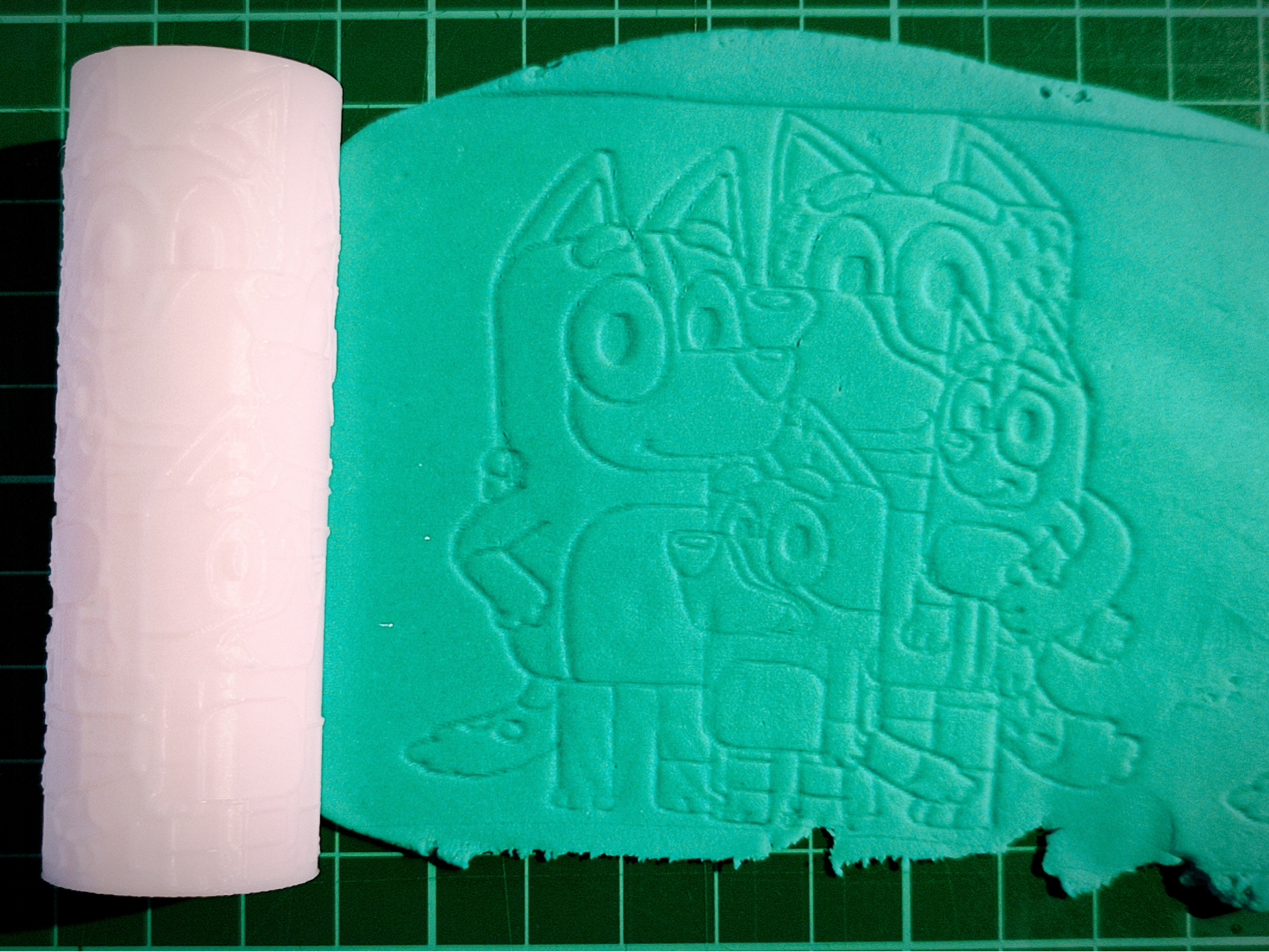 Bluey Play-Doh Roller - Heeler Family