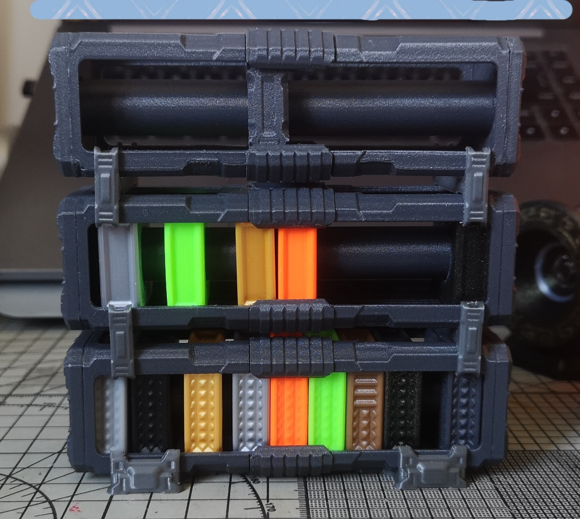 Sci-Fi Color Swatch Case 可组合的科幻风色卡盒