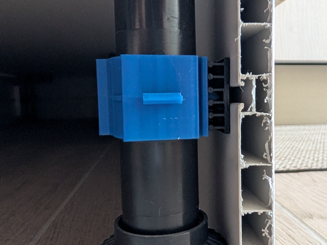 Kitchen Plinth Corner Clip for 28mm Feet