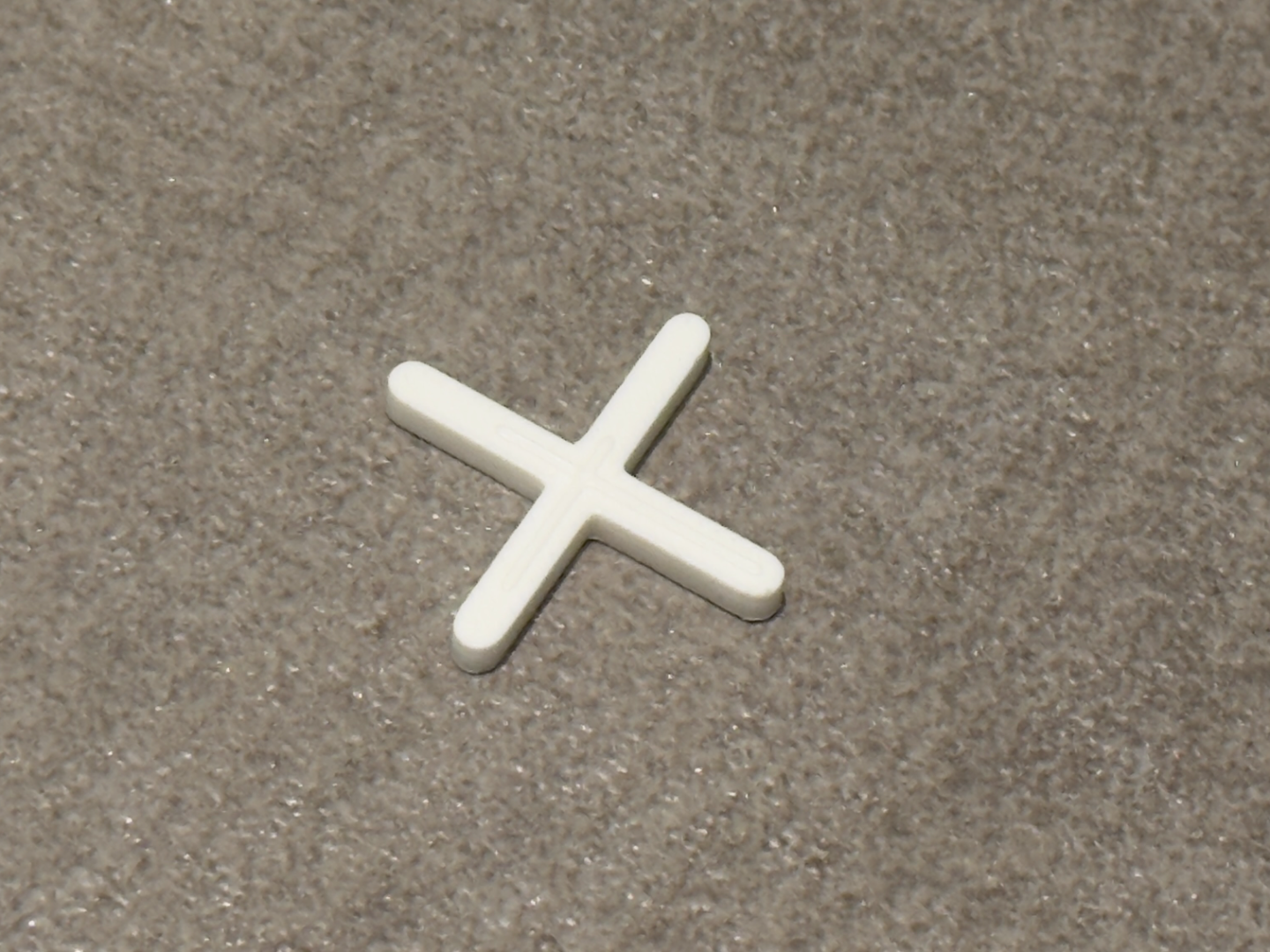 Adjustable 4-in-1 Tile Spacer – Multi-Width Cross