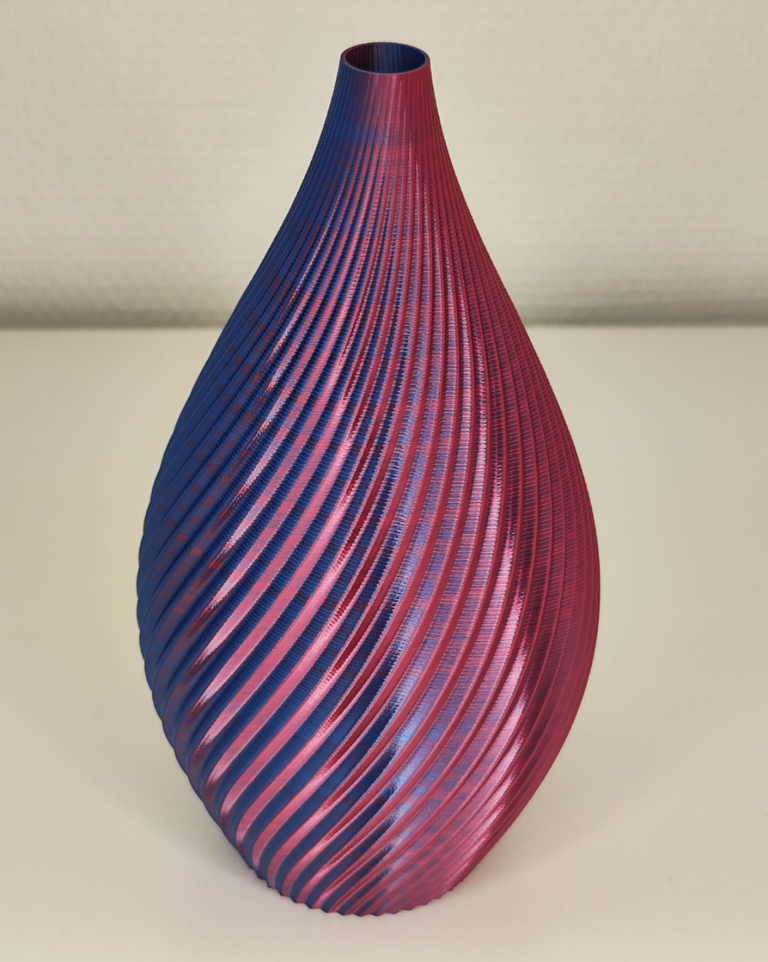 Twisted Lines Vase V2