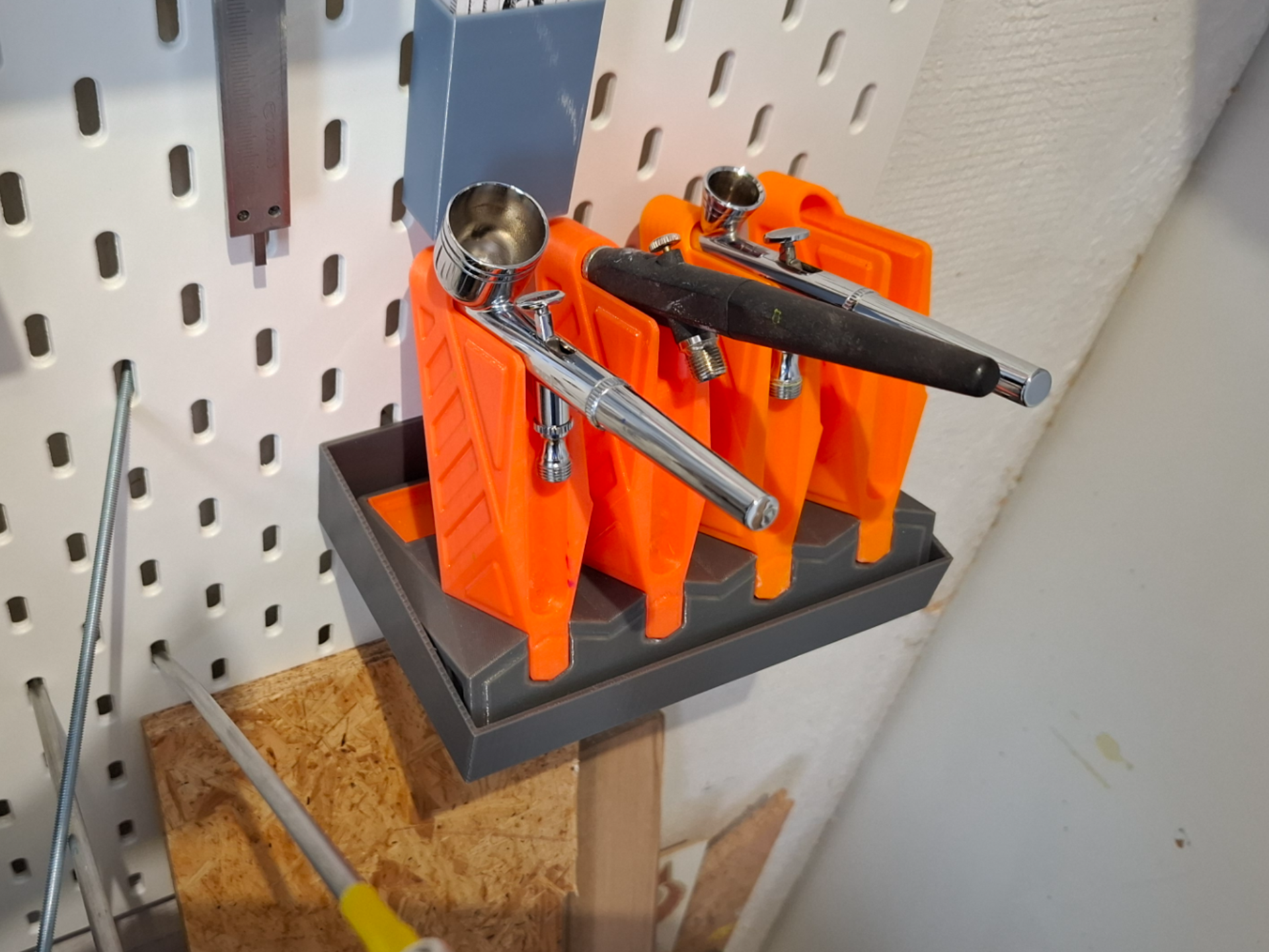 Skadis Halter für 4er Airbrushpistolenständer
