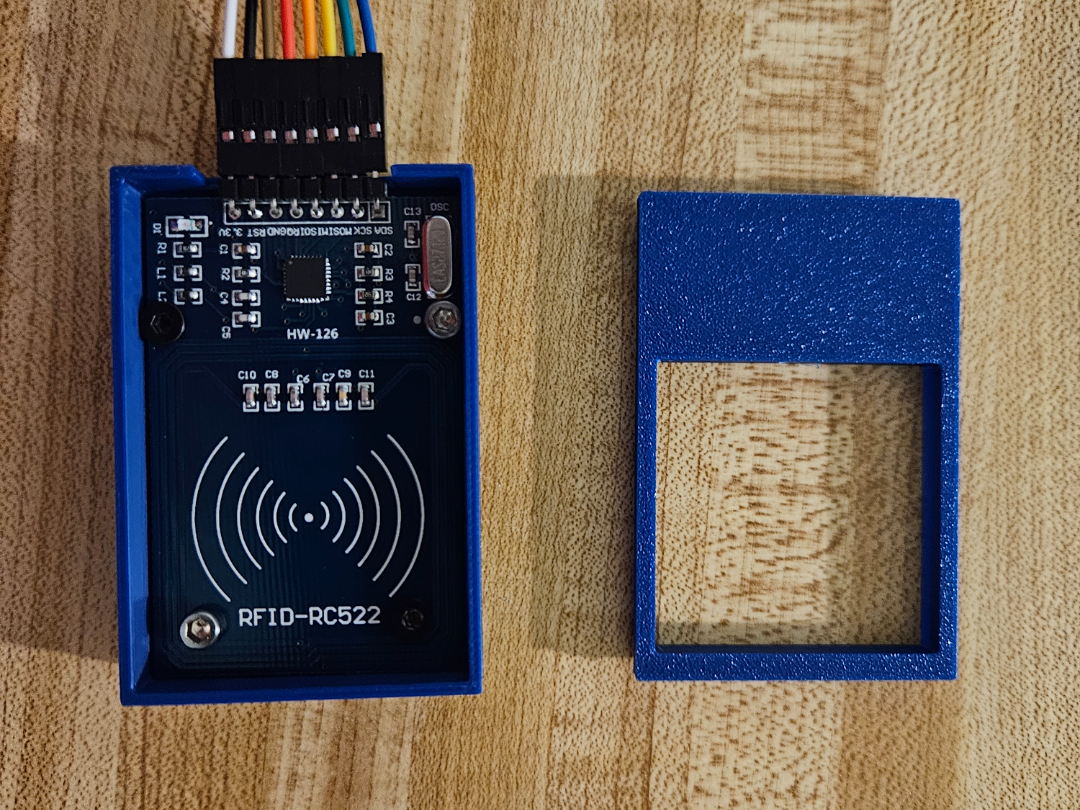 FreeNove RFID Box
