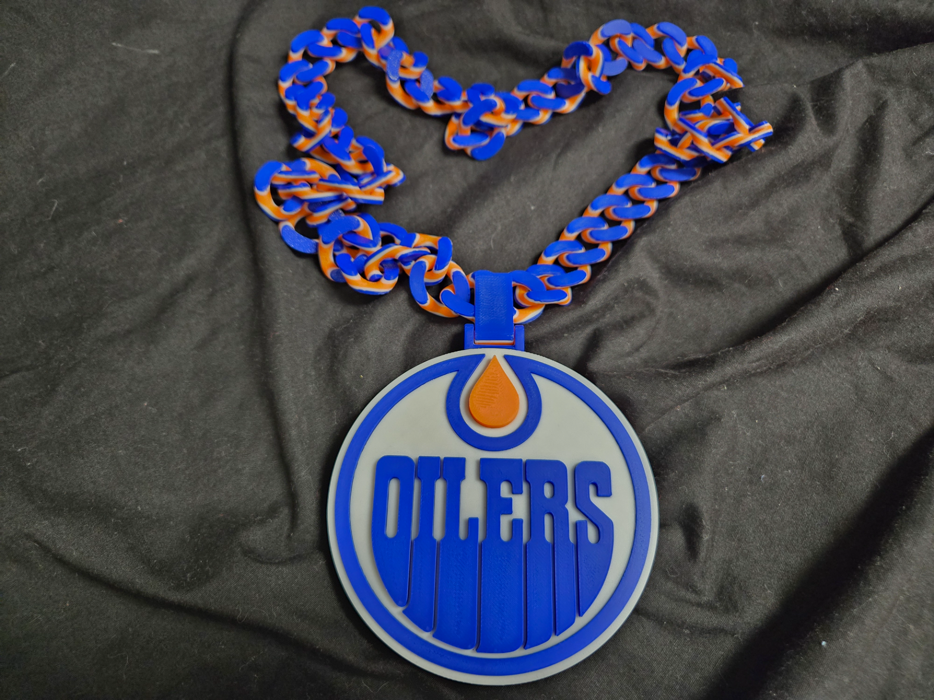 Edmonton Oilers hype chain