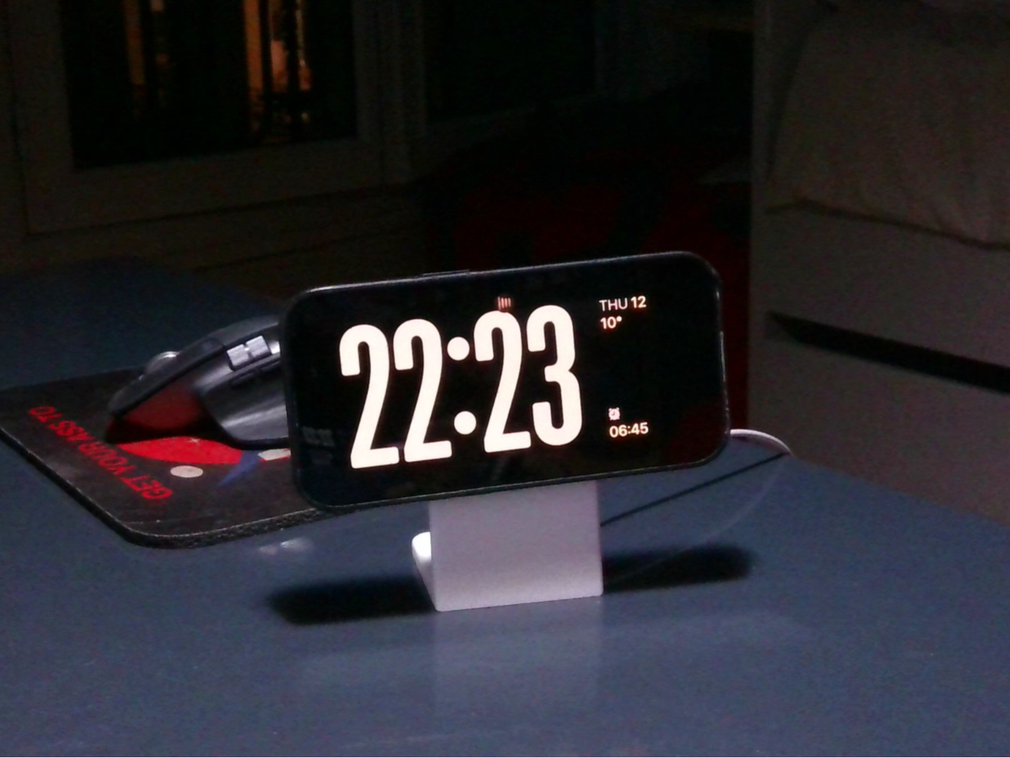 Apple_MagSafe_holder