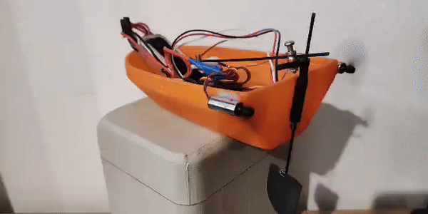 Unsinkable boat propelling kit/hovercraft