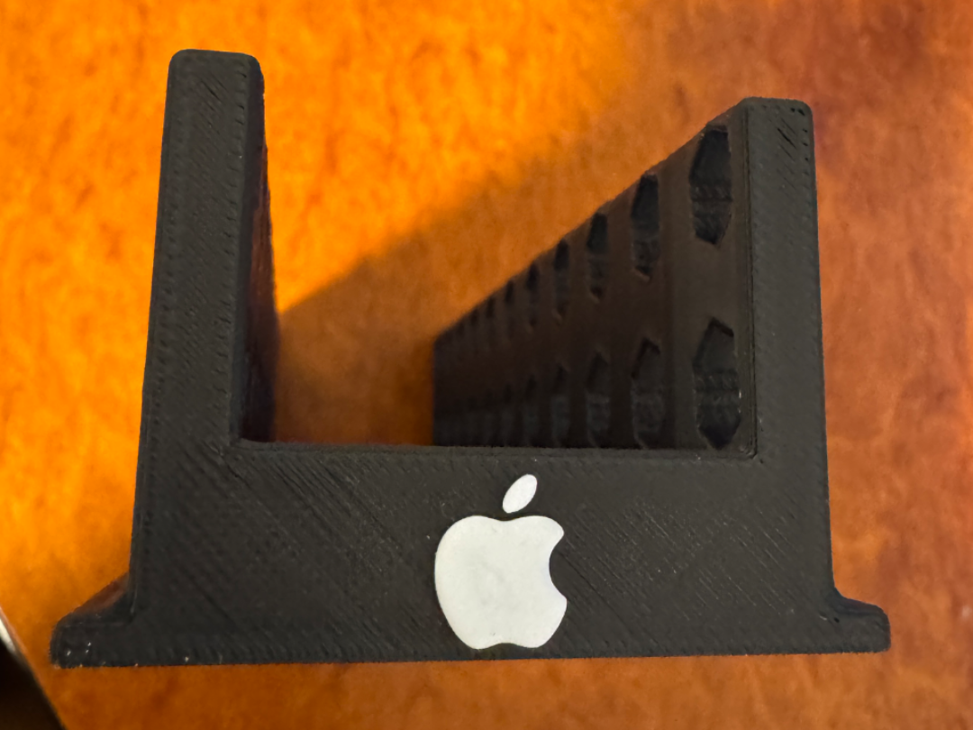 Mini Mac Vertical Stand