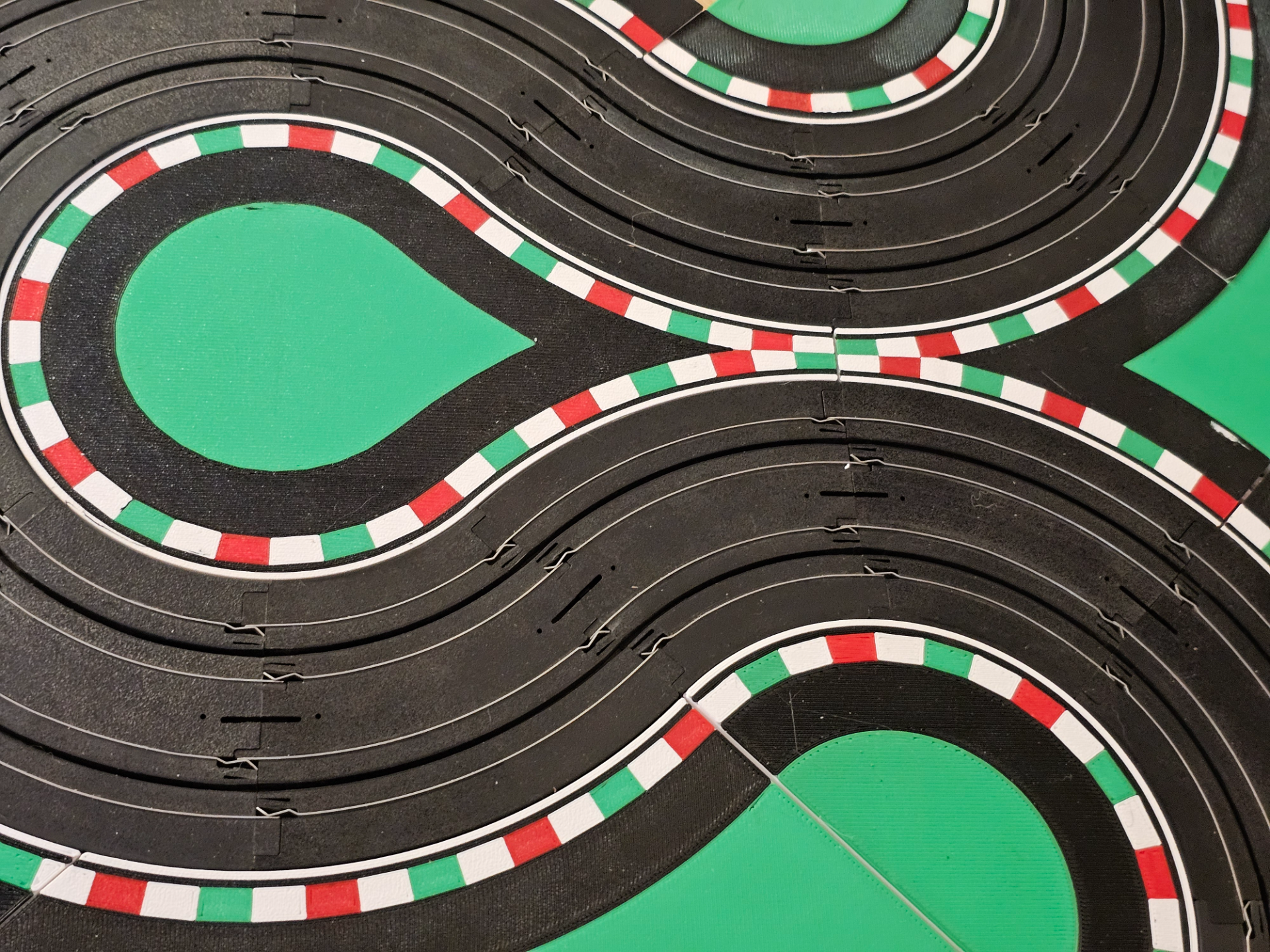 6" Omega AFX Track Borders