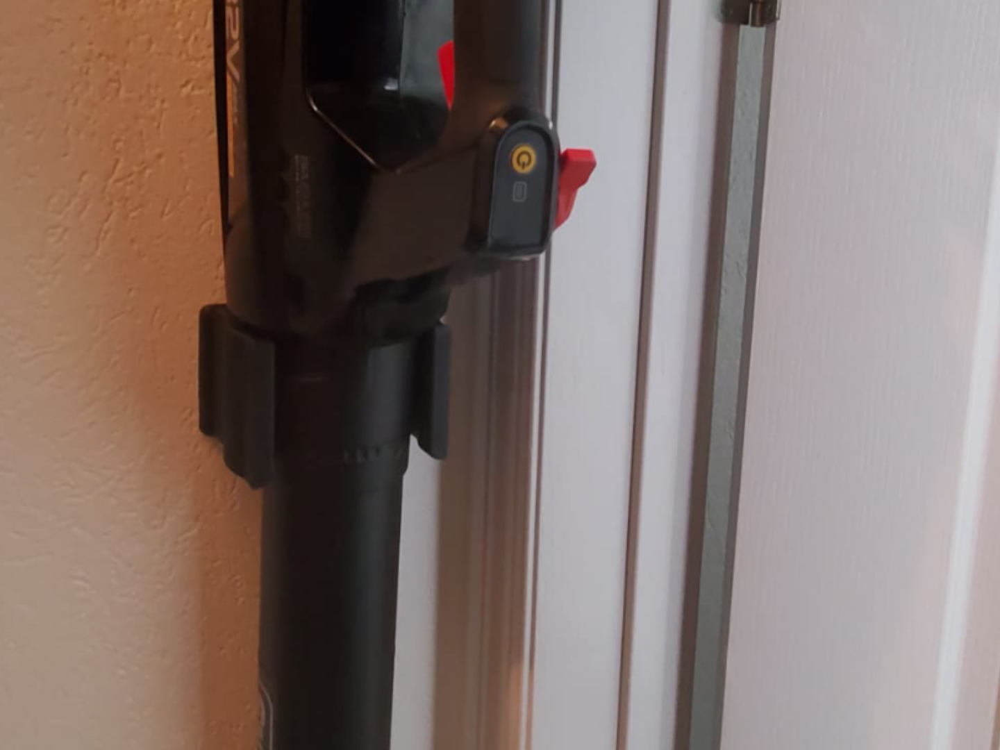 Snapper leaf blower wall mount