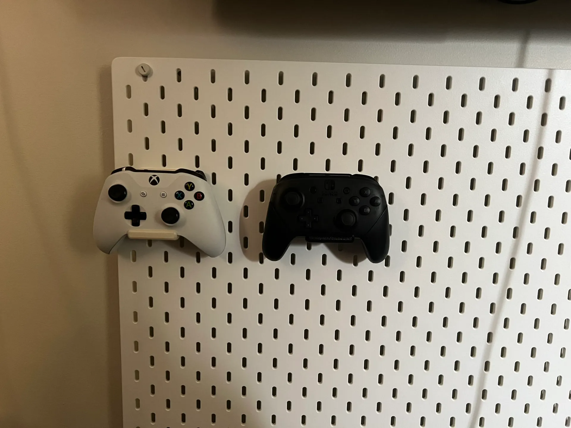 IKEA Skadis Xbox One Controller Holder With Lip