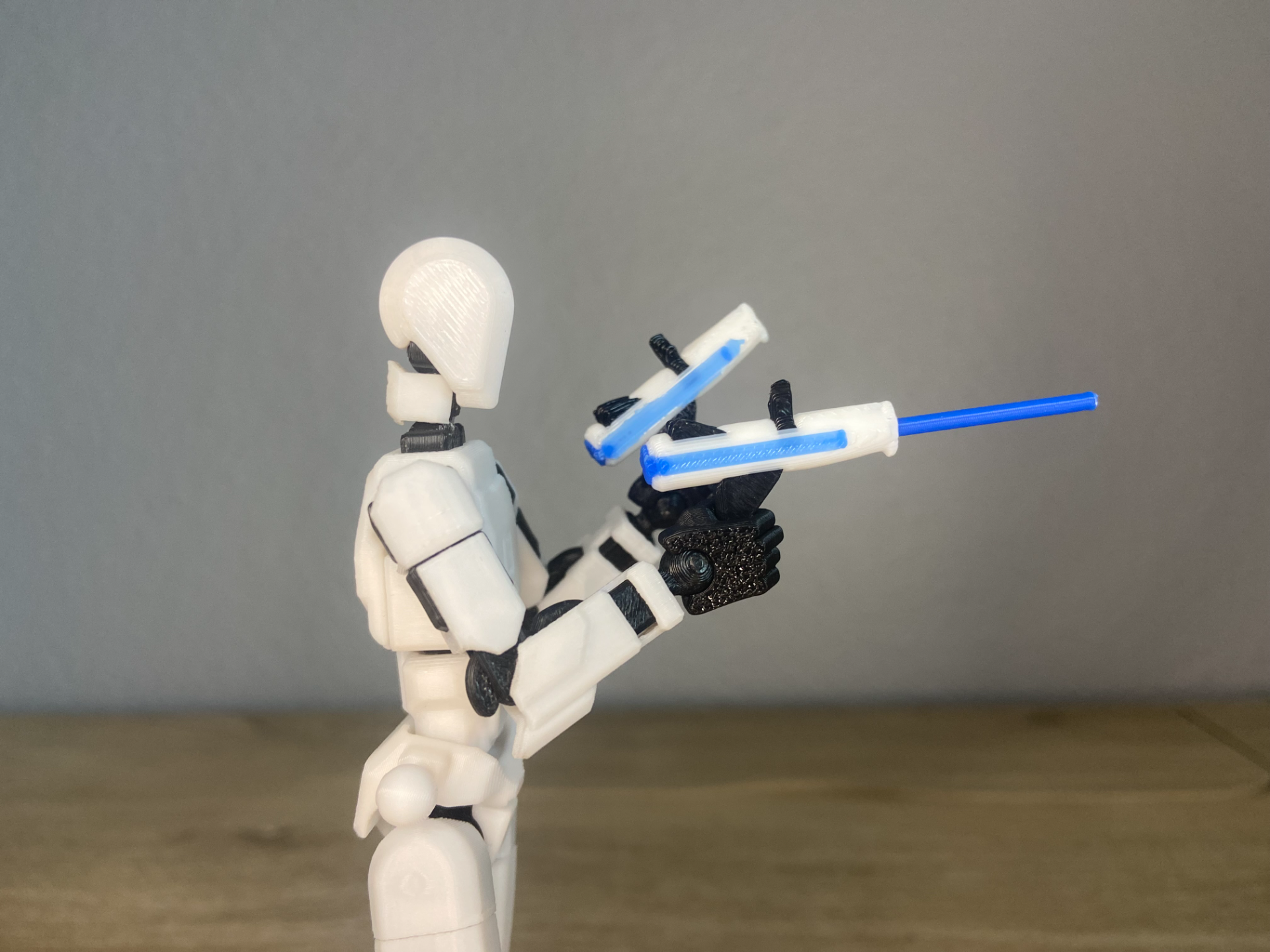 Dummy 13 Dual Plasma Pistols