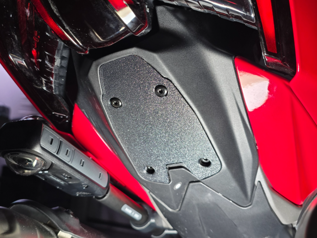 Tail Tidy Blockoff - 2025+ Ducati Panigale V2