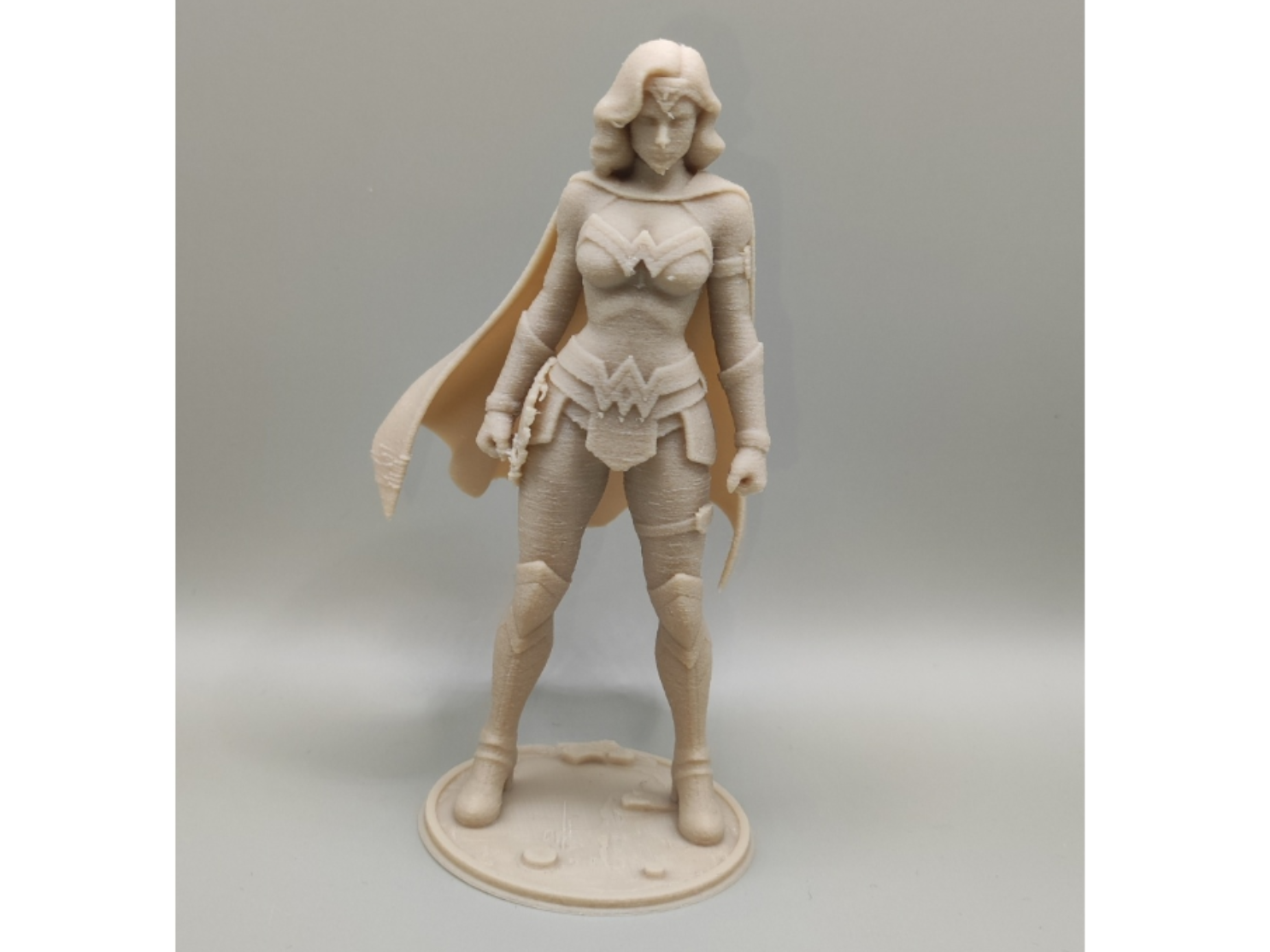 Wonder Action Girl figurine