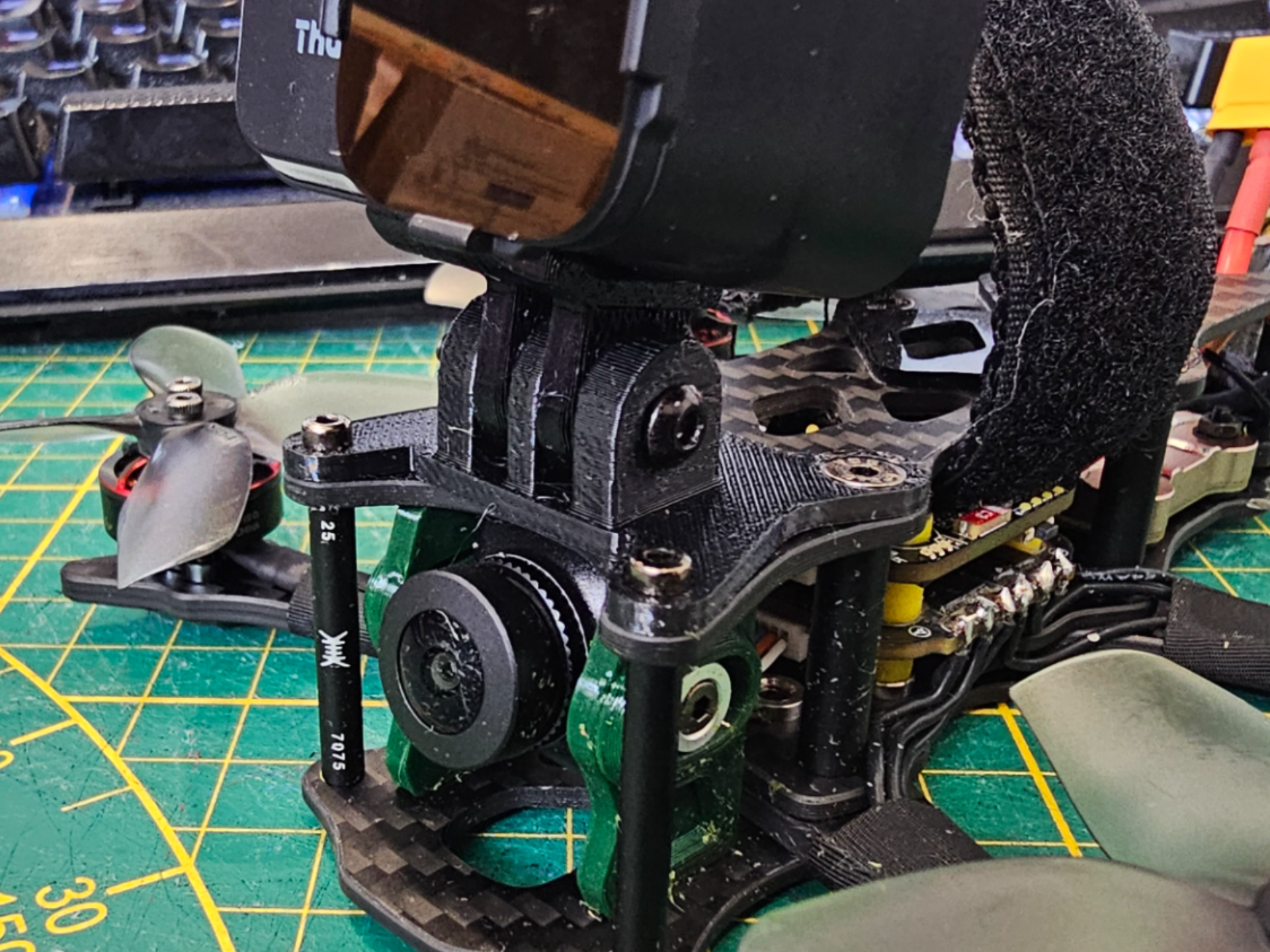 Quadmula Djinn 25 Split - TPU Mount for Runcam