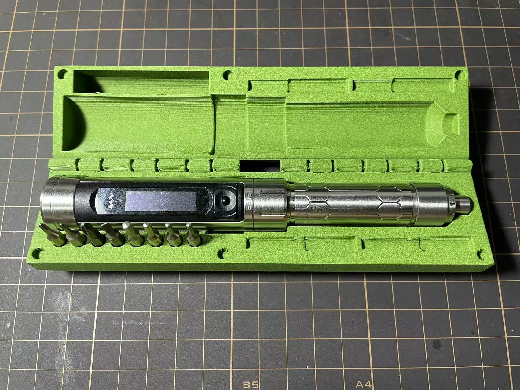 MINIWARE ES15 Electric screw driver Container