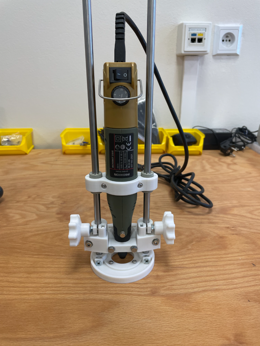 Precision milling jig with proxxon 230/E tool
