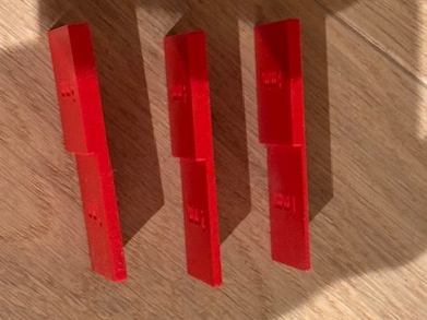 Simple flooring spacers