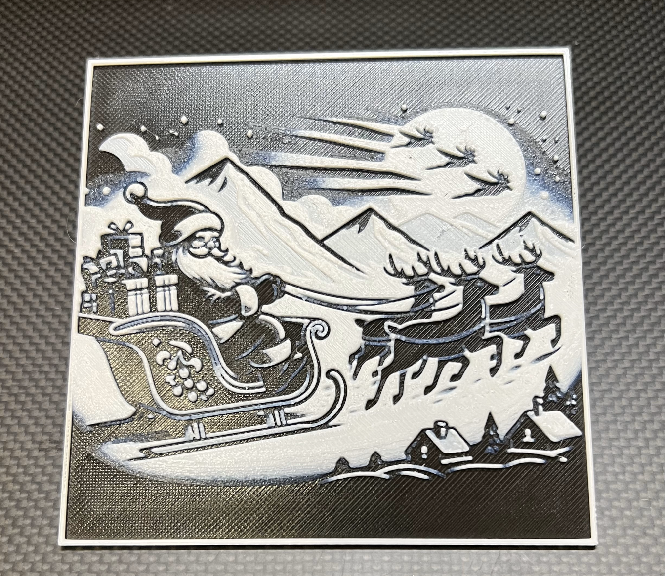 Santa Claus riding his sleigh - Hueforge
