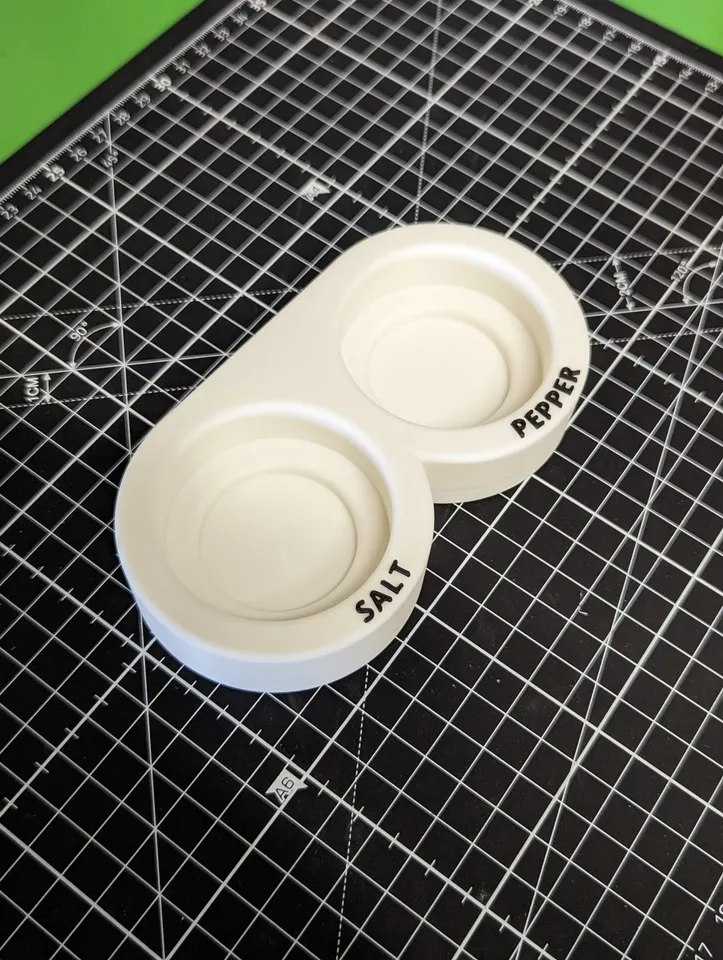 Salt & Pepper Grinder Holder