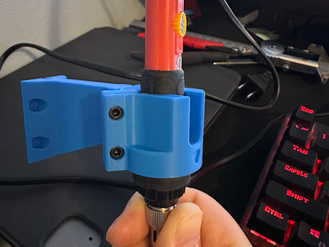 Stealth Press Iron Holder - Round 17.50mm