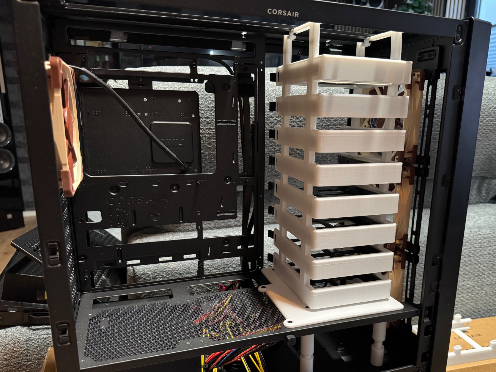 CORSAIR Frame 4000D Storage Kit 8x HDD Tray add on