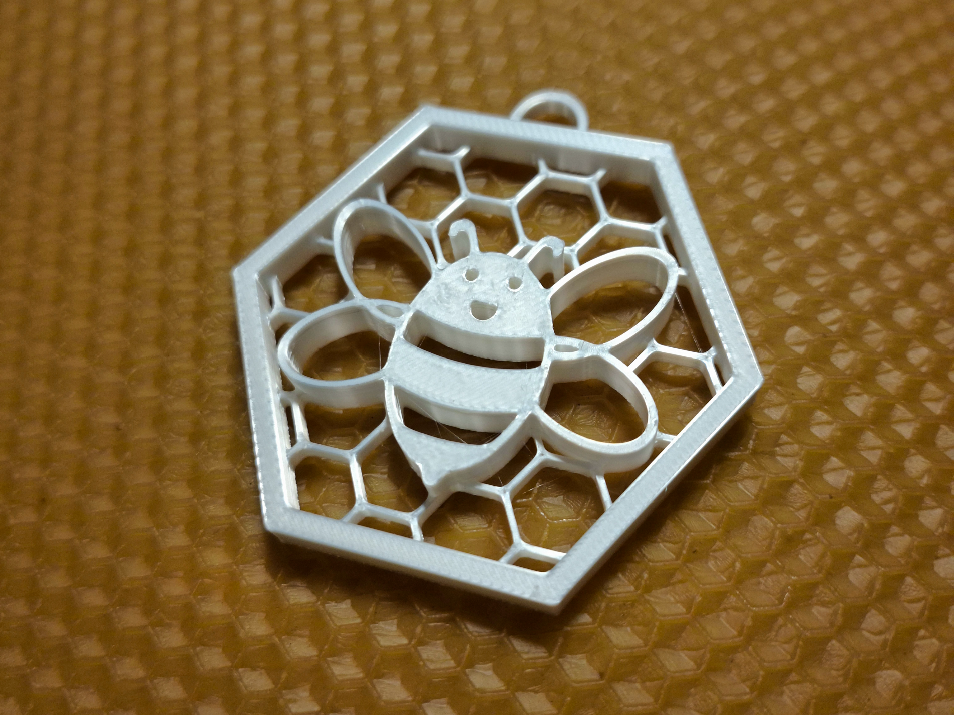 Bee Keychain - Cute & Simple