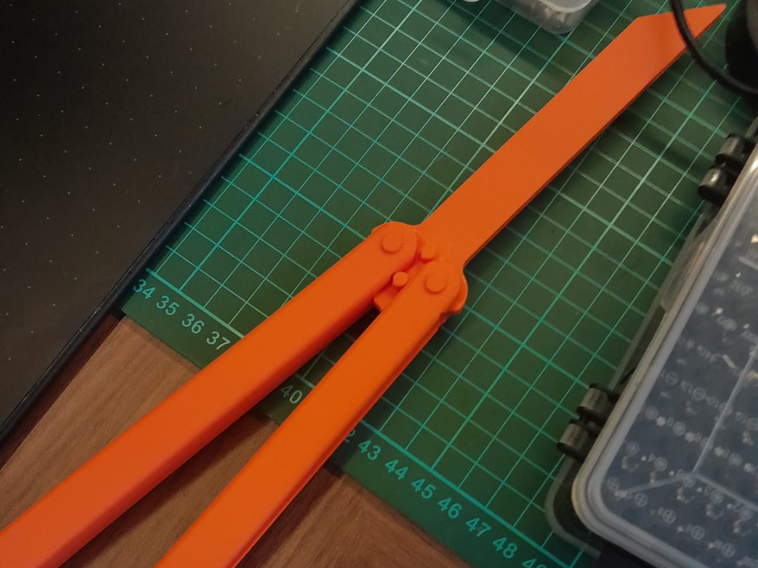 EASY Generic Balisong -- No Assembly Required!