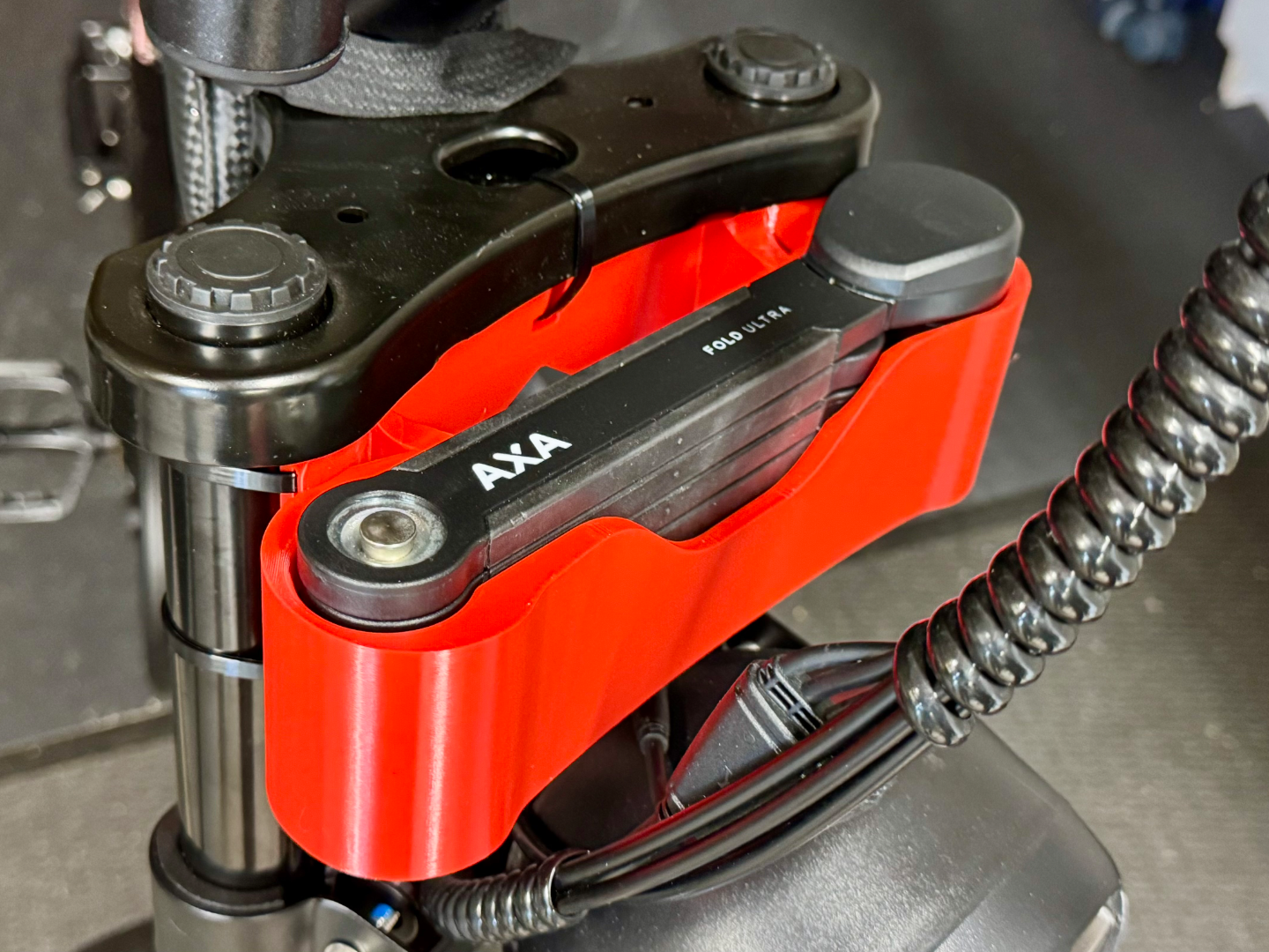 AXA Fold Ultimate 90 Bracket for AUXI V20 Mini