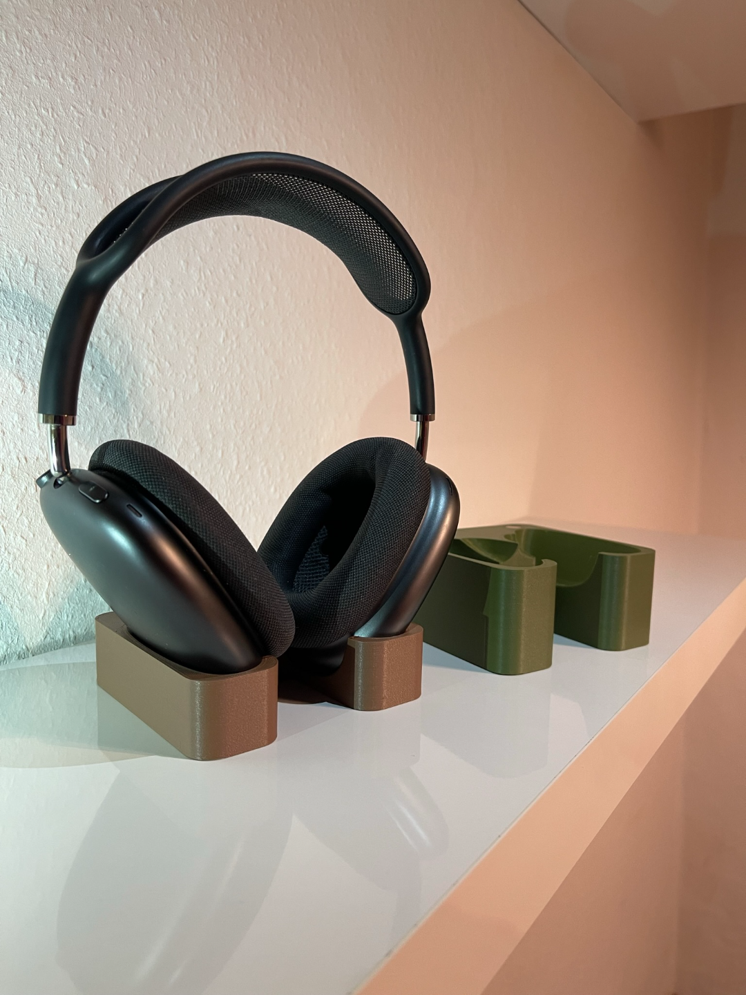 Airpods Max Stand, Holder, Dock, Deep Sleep Mode
