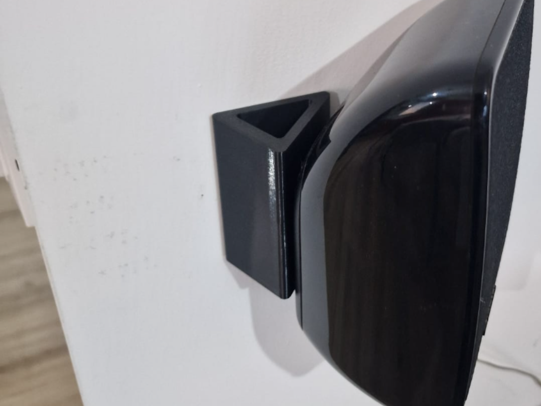 45° Angled Wall Mount for Yamaha Speakers